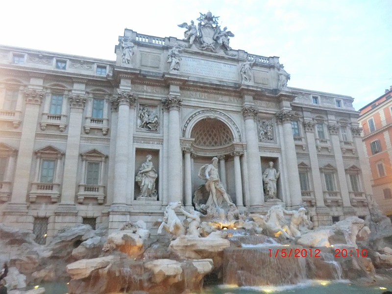CIMG1652.JPG - Fontanna di Trevi