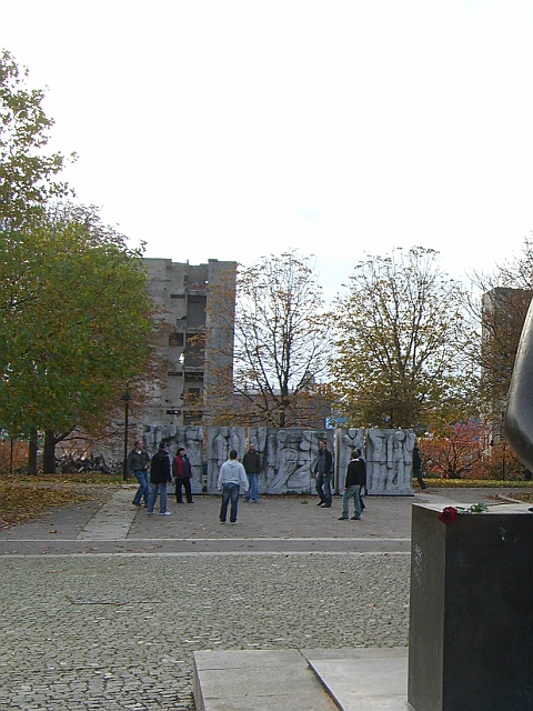 CIMG9104.JPG - ruine av Palast der Republik