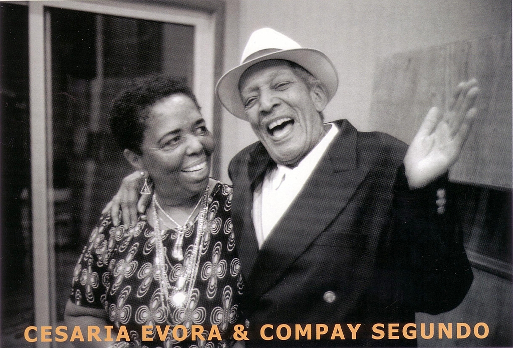 Save2810.JPG - [no] Cesaria med en venn fra Kuba [pl] Cesaria z przyjacielem z Kuby