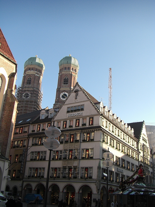CIMG2764.JPG - dom towarowy Hirmer